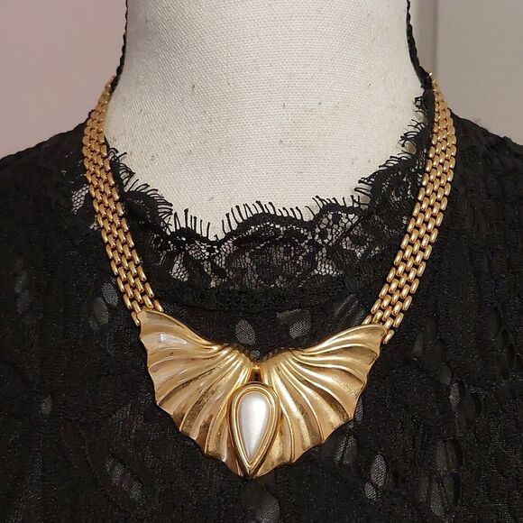 Park Lane Jewelry - 1970s Park Lane Panther Link Chain Choker Statement Necklace Winged Pendant